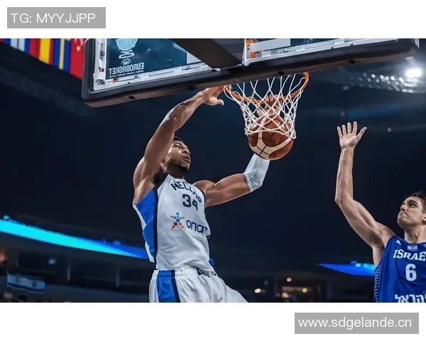 字母哥因新冠阳性滞留希腊现已抵达迈阿密与球队会合